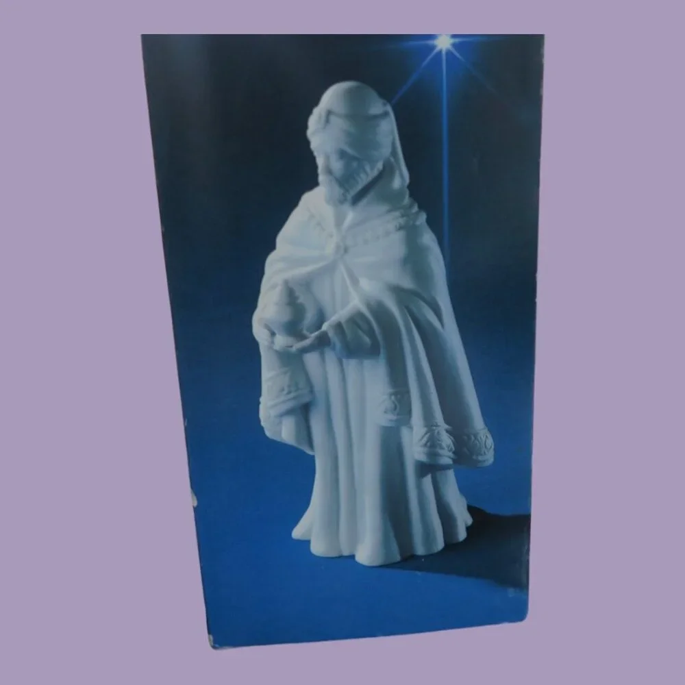 Avon Nativity Collectibles The Magi Balthasar Porcelain Figurine Vintage white